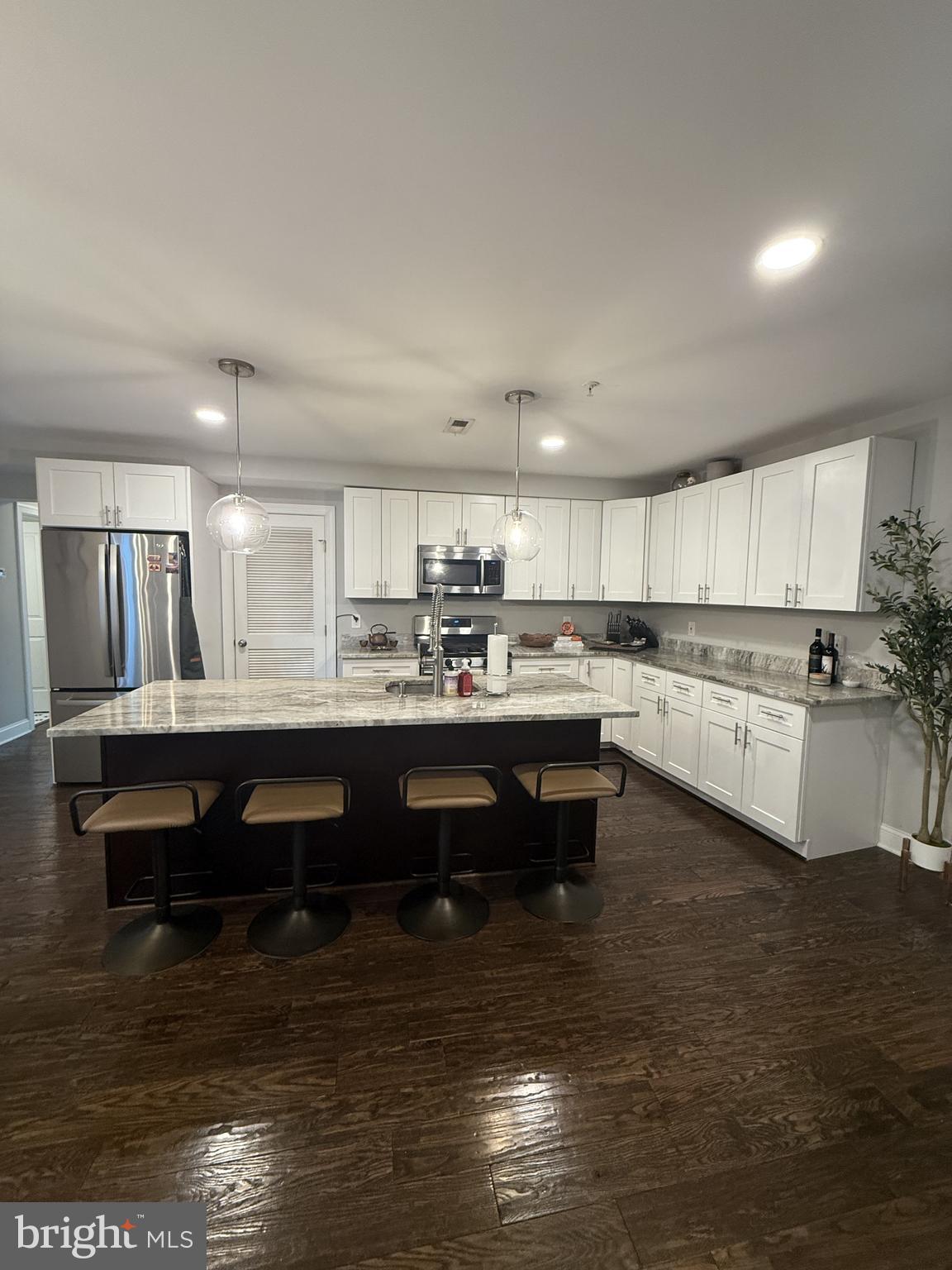 1258 HOLBROOK TERRACE NE 5