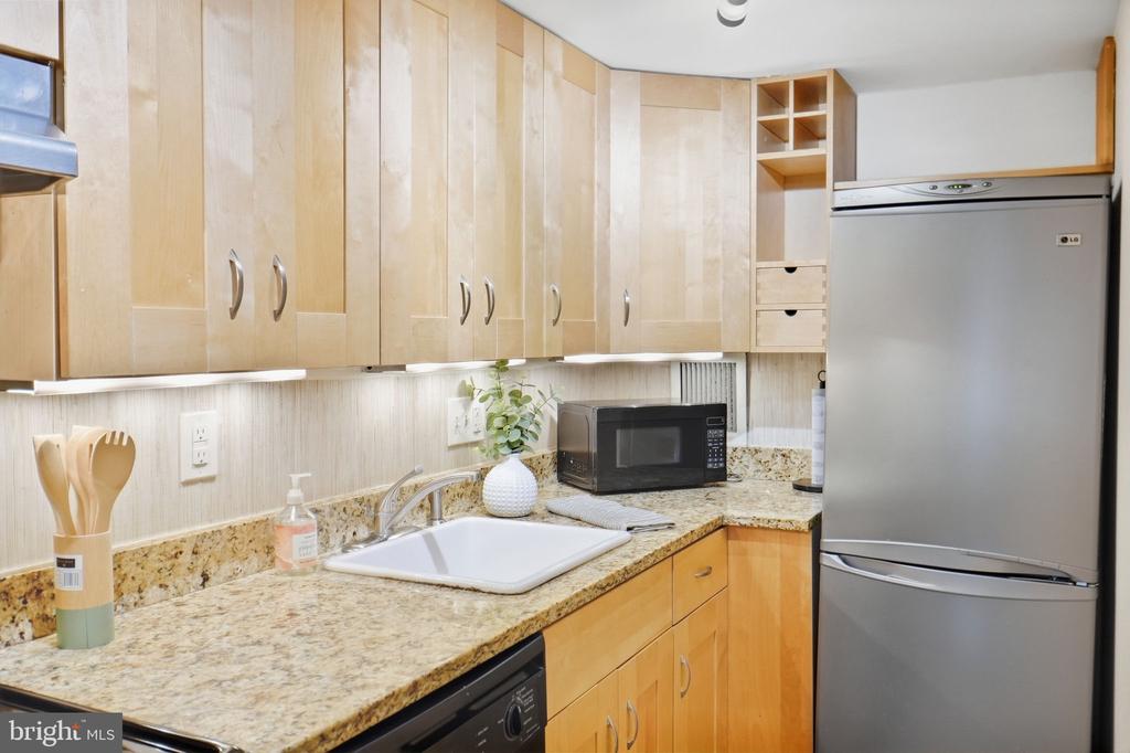 1825 T STREET NW Unit: 301