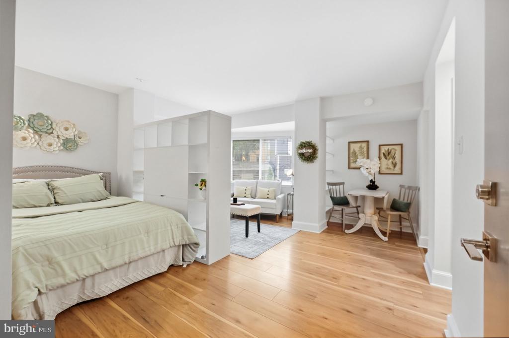 1825 T STREET NW Unit: 301