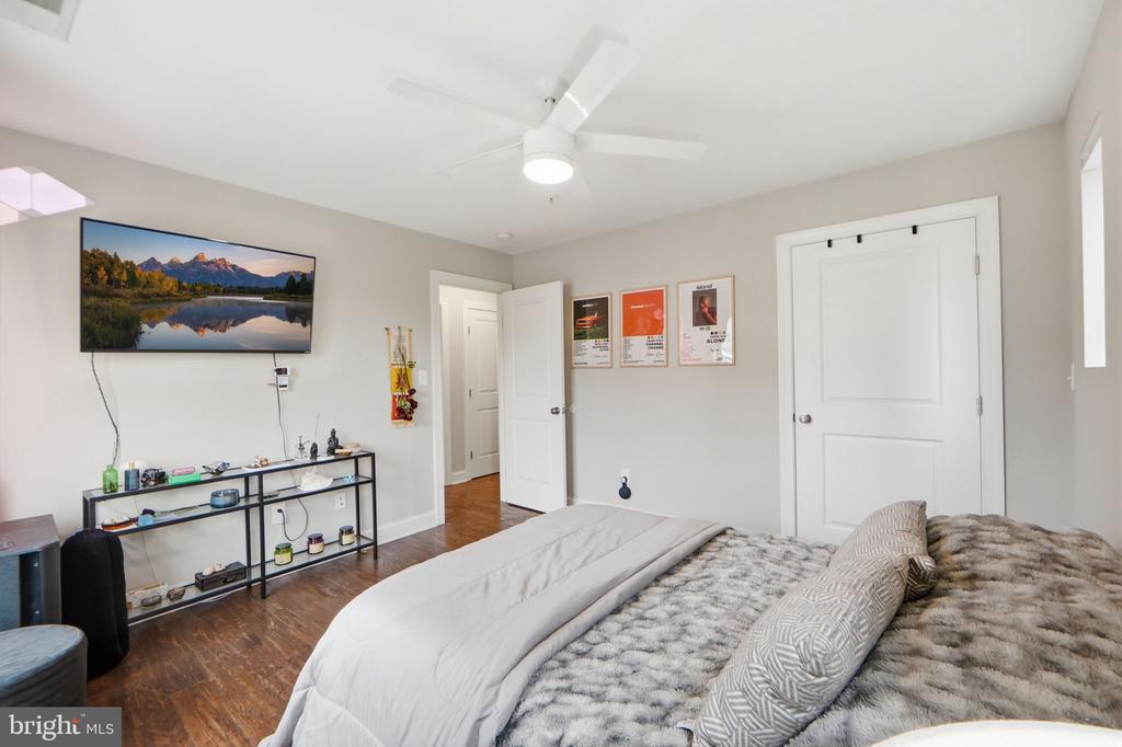 1258 HOLBROOK TERRACE NE Unit: 5