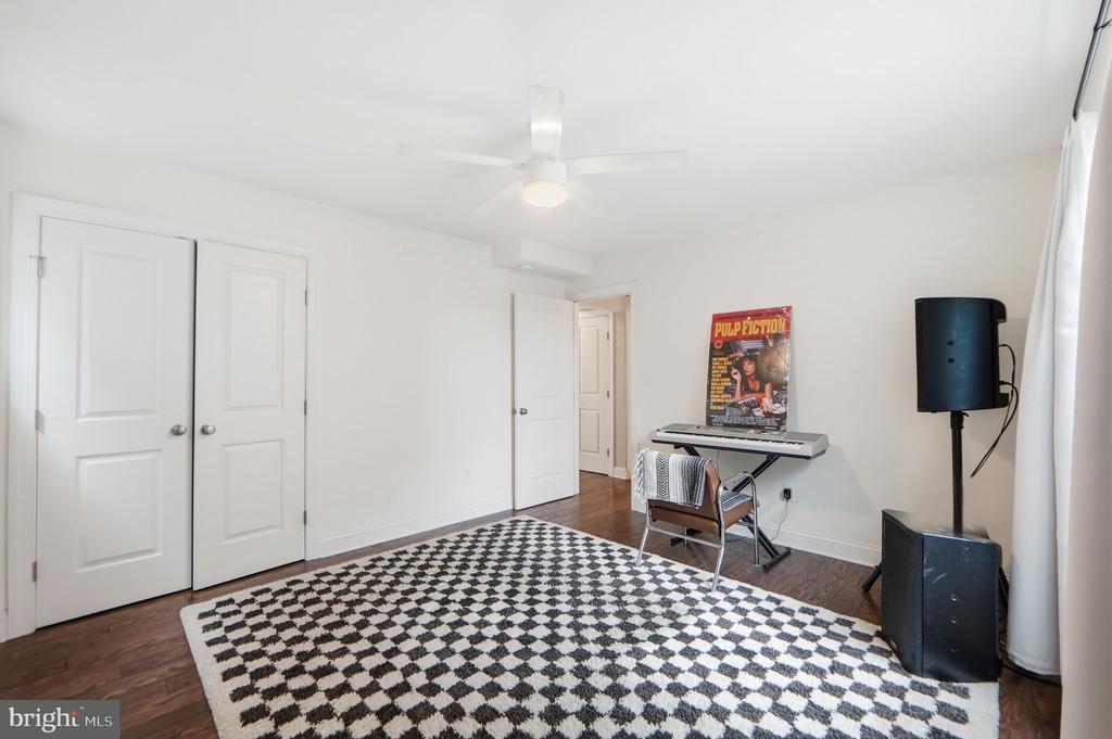1258 HOLBROOK TERRACE NE Unit: 5