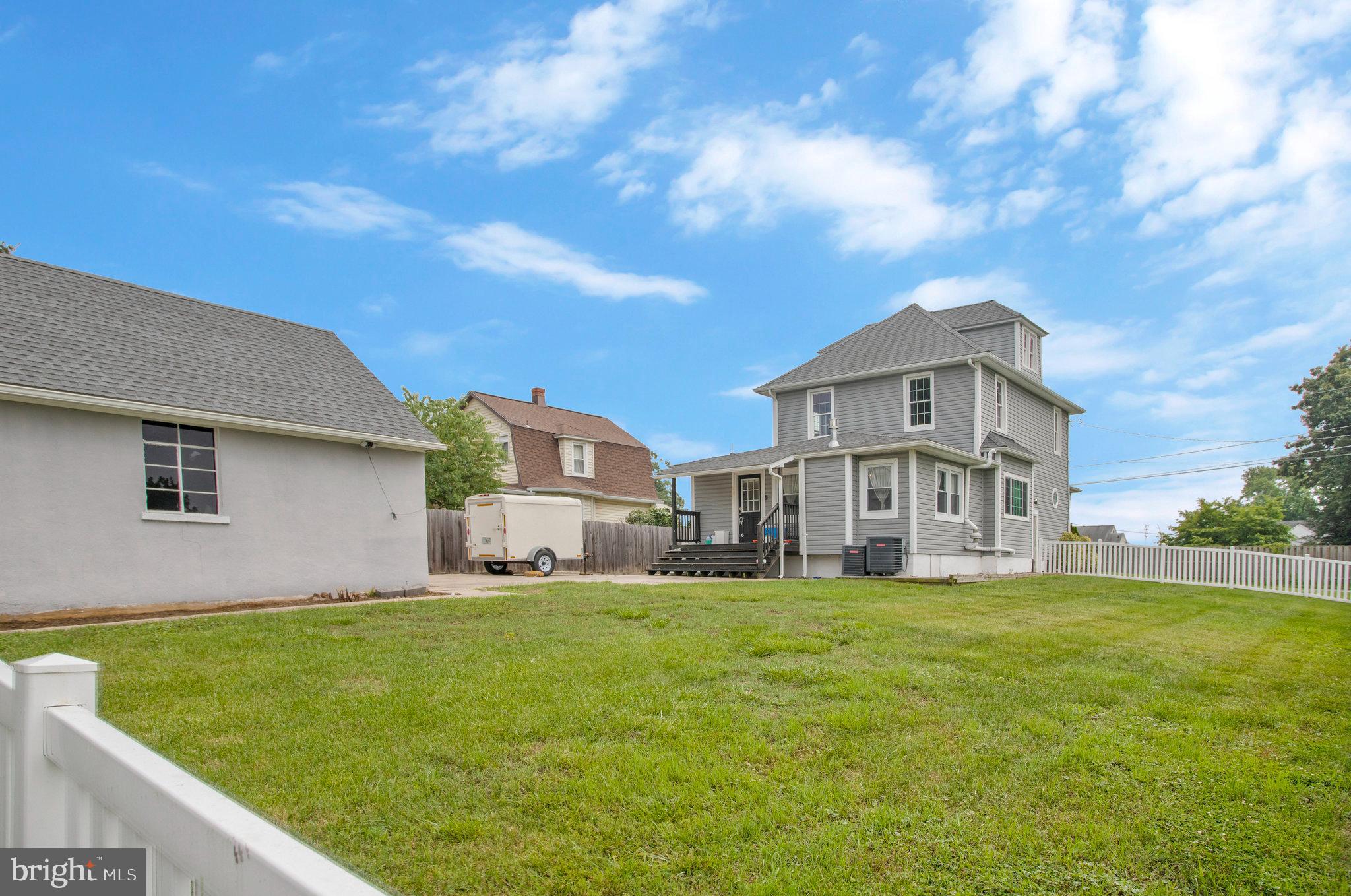 7844 Vernon Ave
