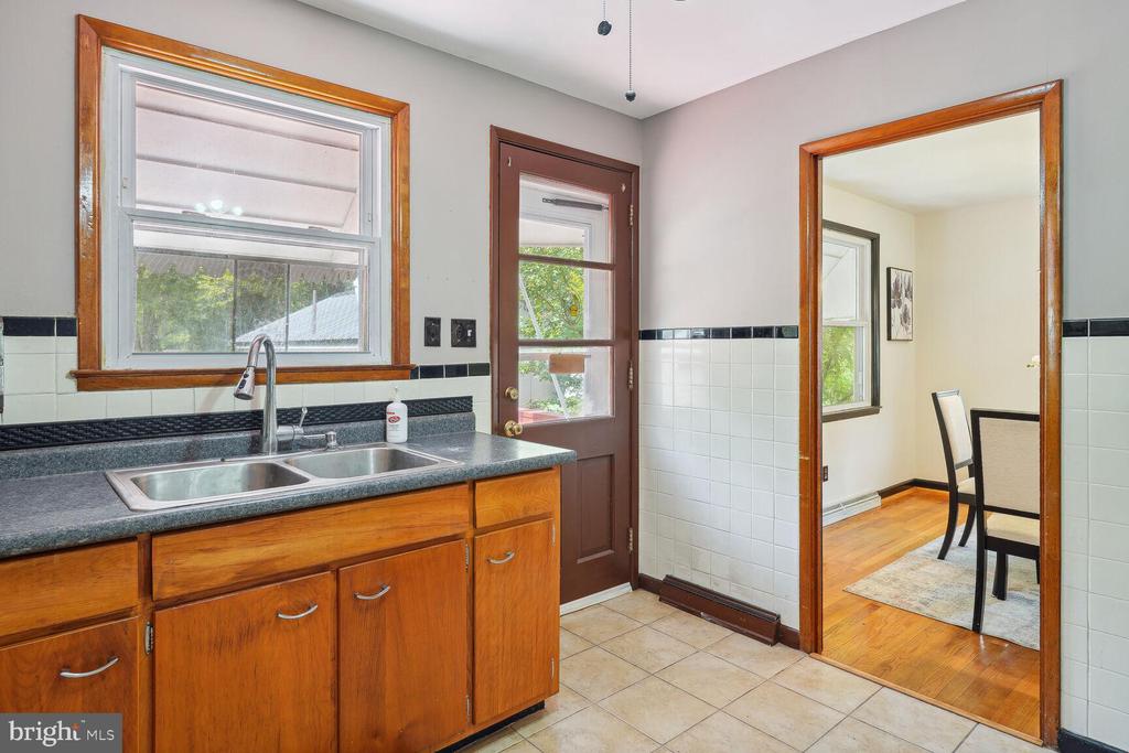 58 Mattingly Ave