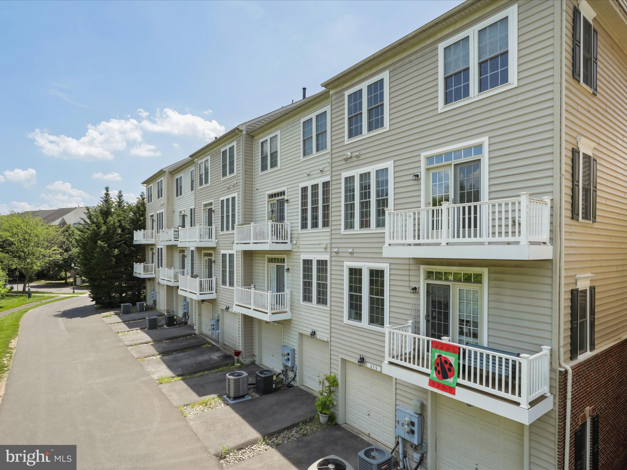 575 Whetstone Glen St #575