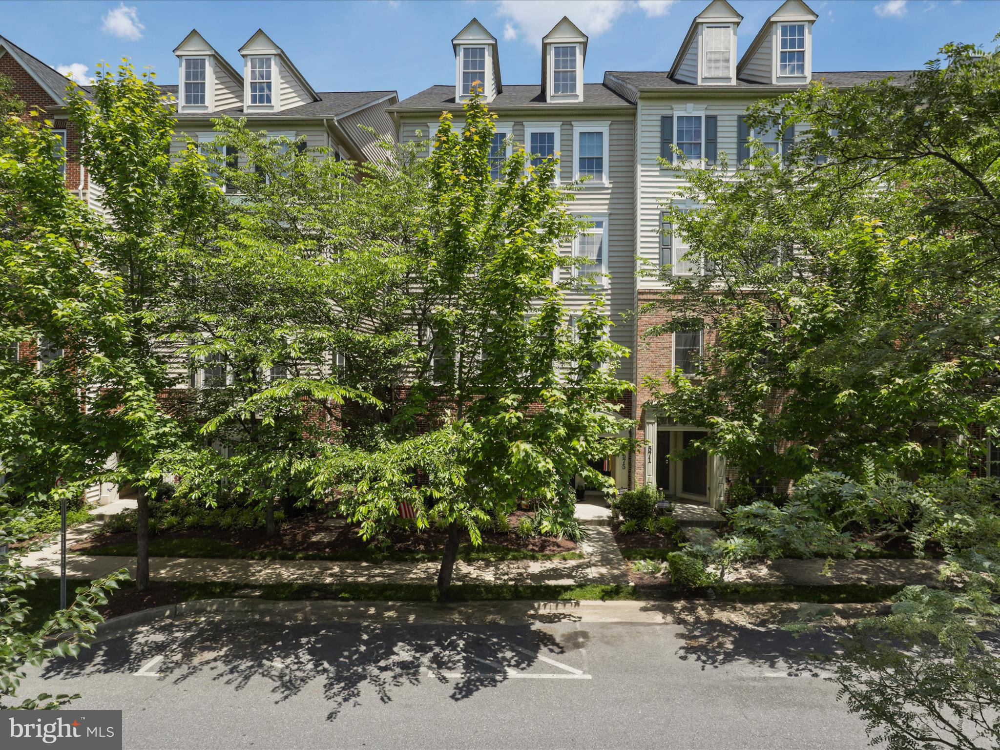575 Whetstone Glen St #575