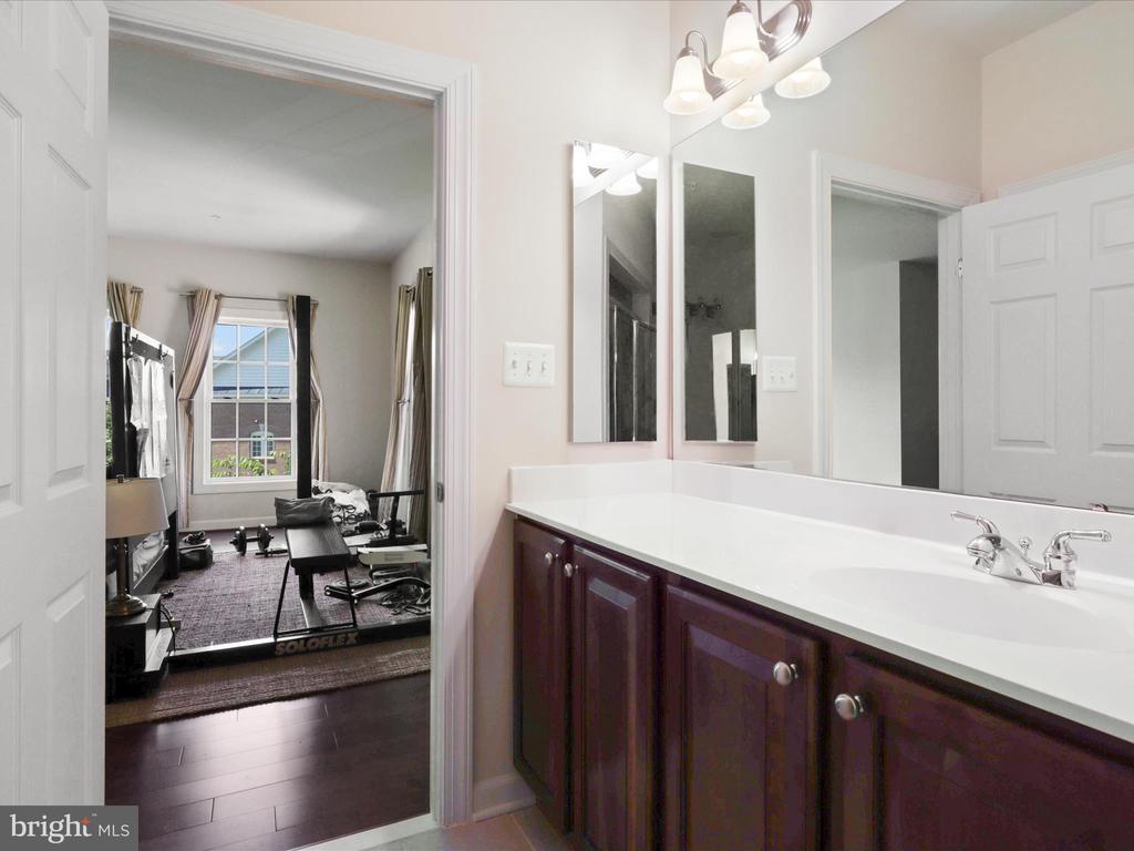 575 Whetstone Glen St #575
