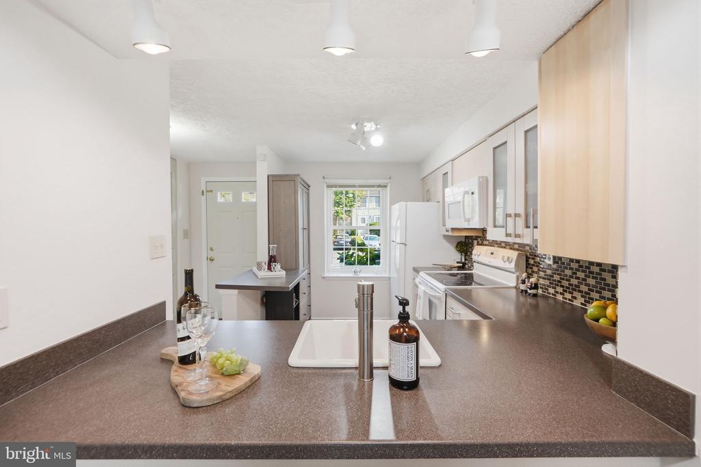 1305 ELM GROVE CIRCLE