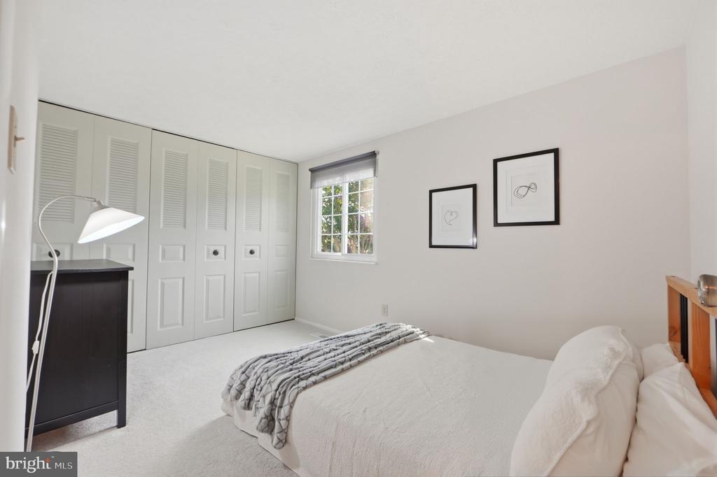 1305 ELM GROVE CIRCLE