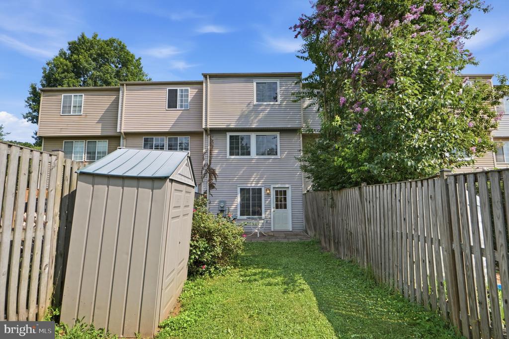 1305 ELM GROVE CIRCLE