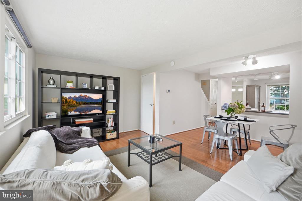 1305 ELM GROVE CIRCLE