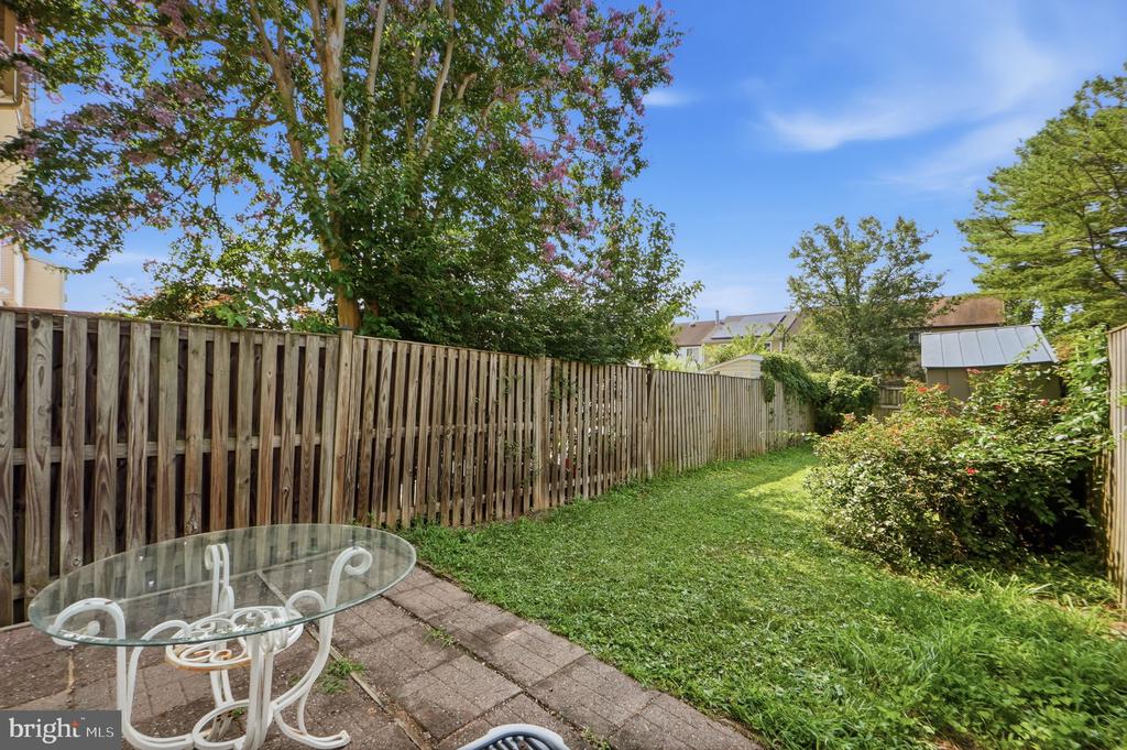 1305 ELM GROVE CIRCLE