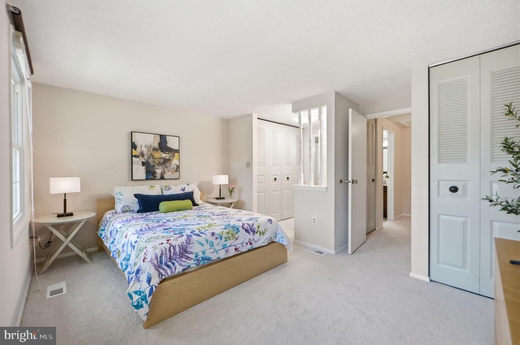 1305 ELM GROVE CIRCLE