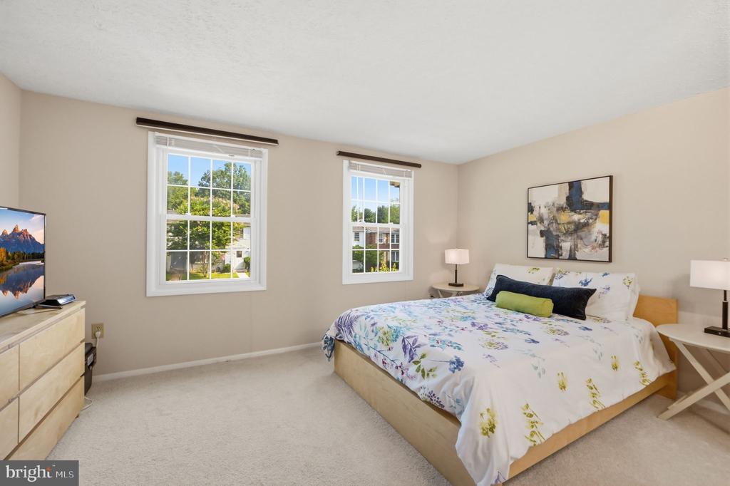 1305 ELM GROVE CIRCLE