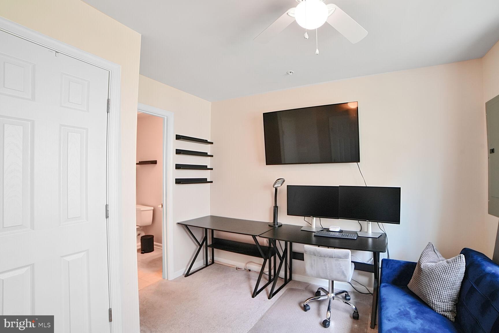 12521 Honey Locust Way