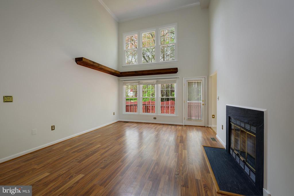14224 GREENVIEW DRIVE