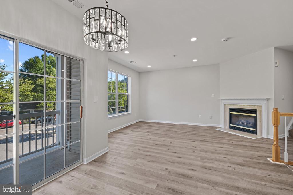 14707 HAMPSHIRE HALL COURT Unit: 204
