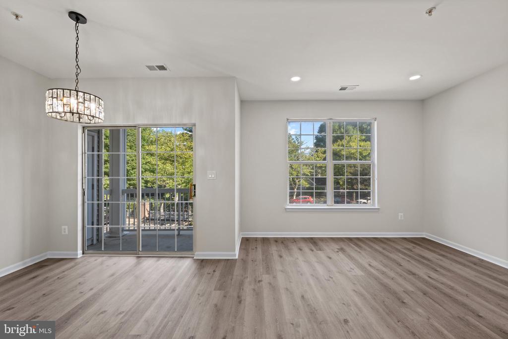 14707 HAMPSHIRE HALL COURT Unit: 204