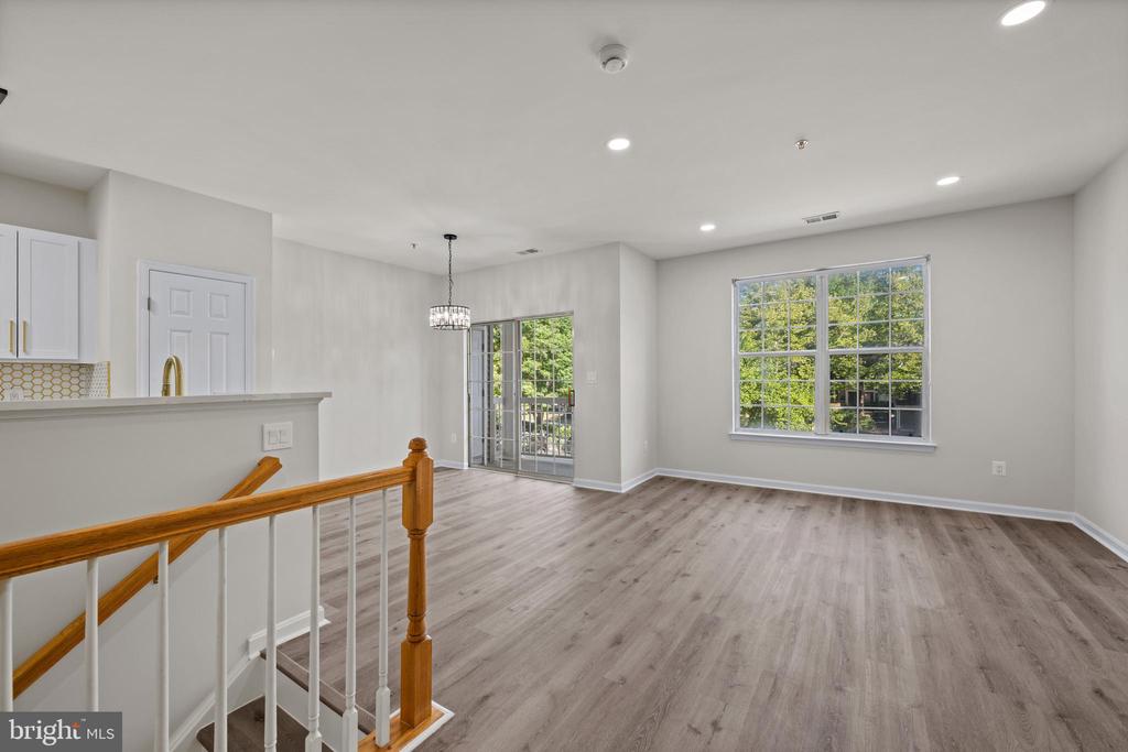 14707 HAMPSHIRE HALL COURT Unit: 204