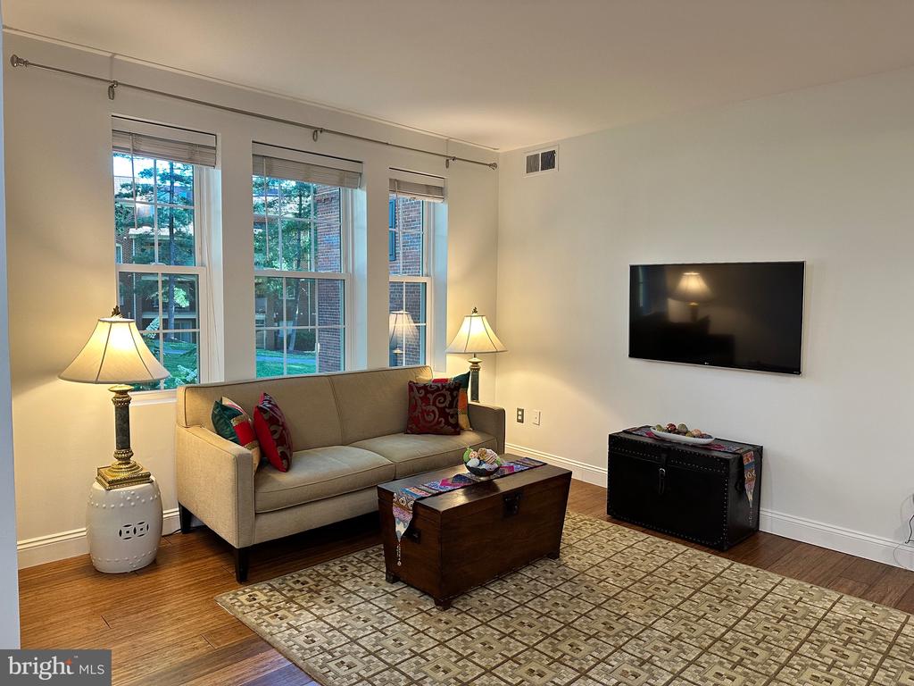 2015 KEY BOULEVARD 602