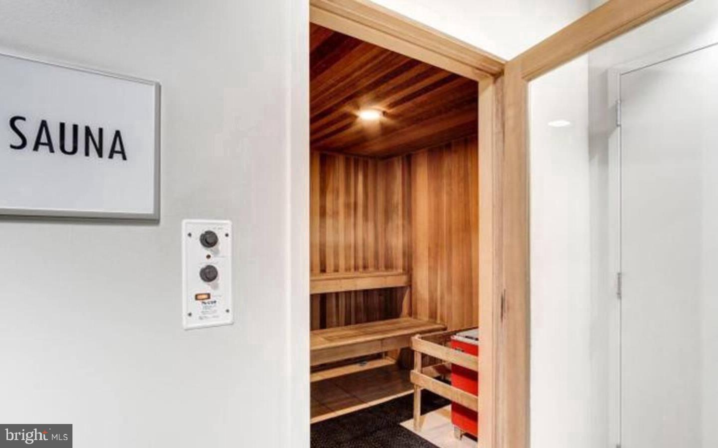 1111 ARLINGTON BOULEVARD 723