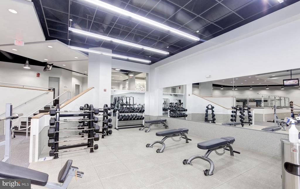 1111 ARLINGTON BOULEVARD 723