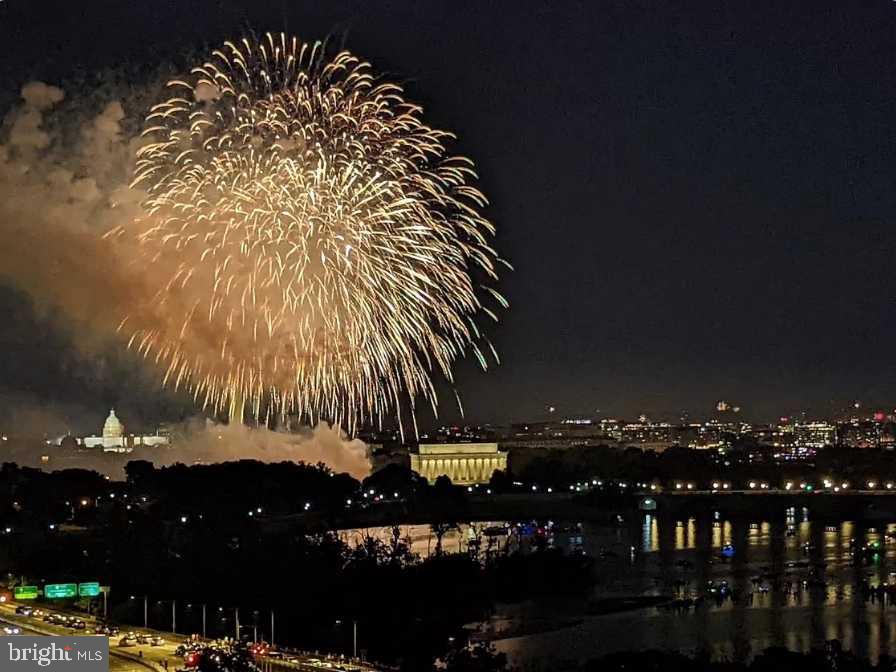 1011 ARLINGTON BOULEVARD 1030