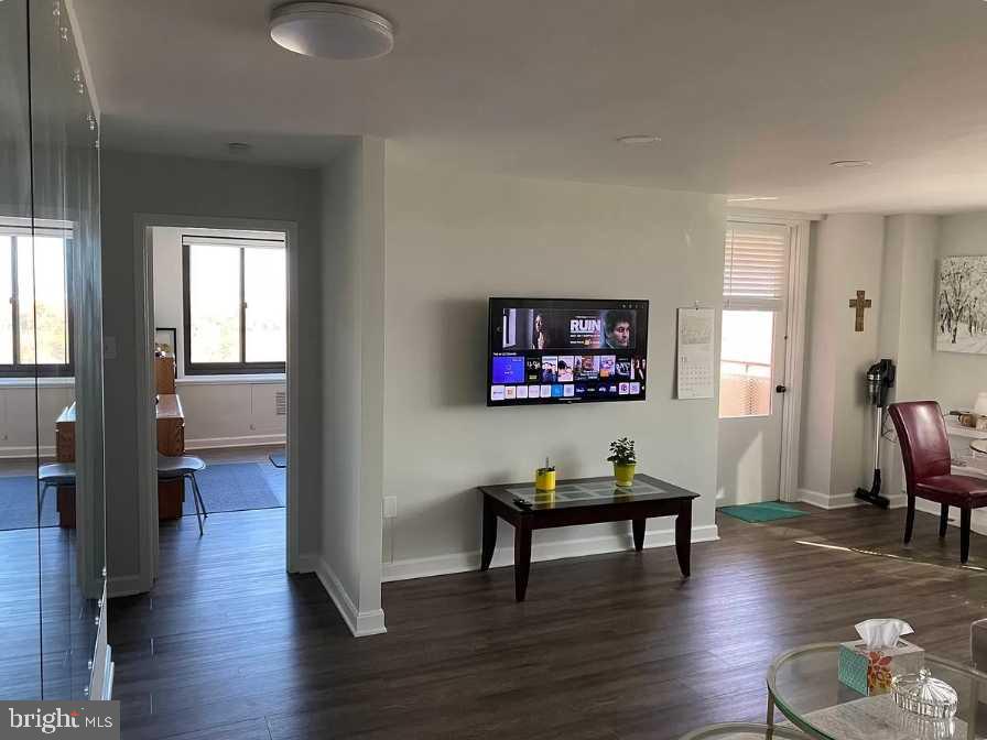 1011 ARLINGTON BOULEVARD 1030