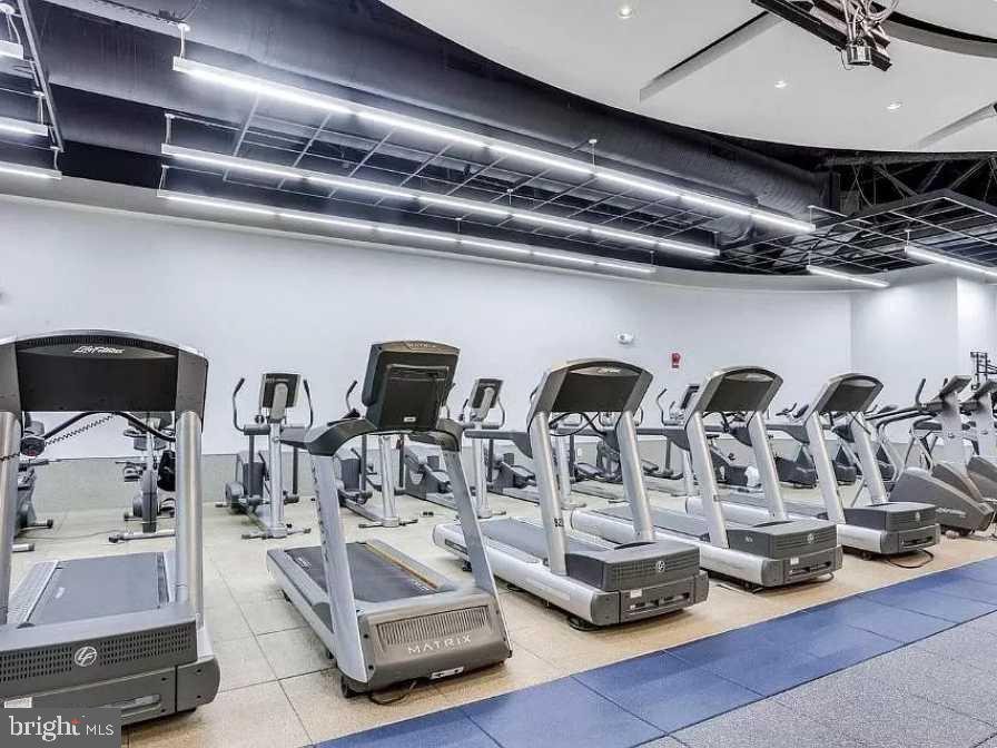 1011 ARLINGTON BOULEVARD 1030