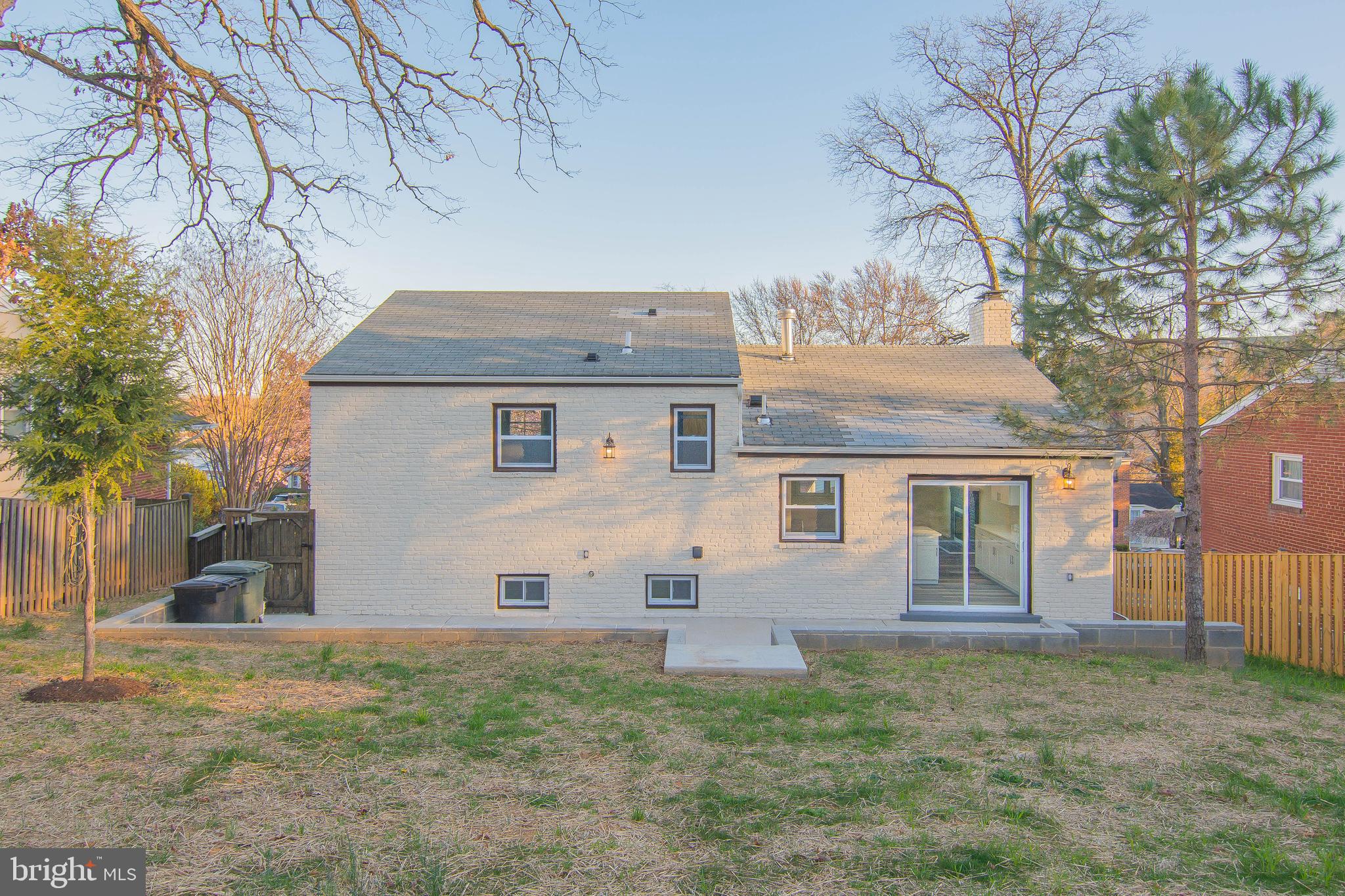 14 N MONTAGUE STREET