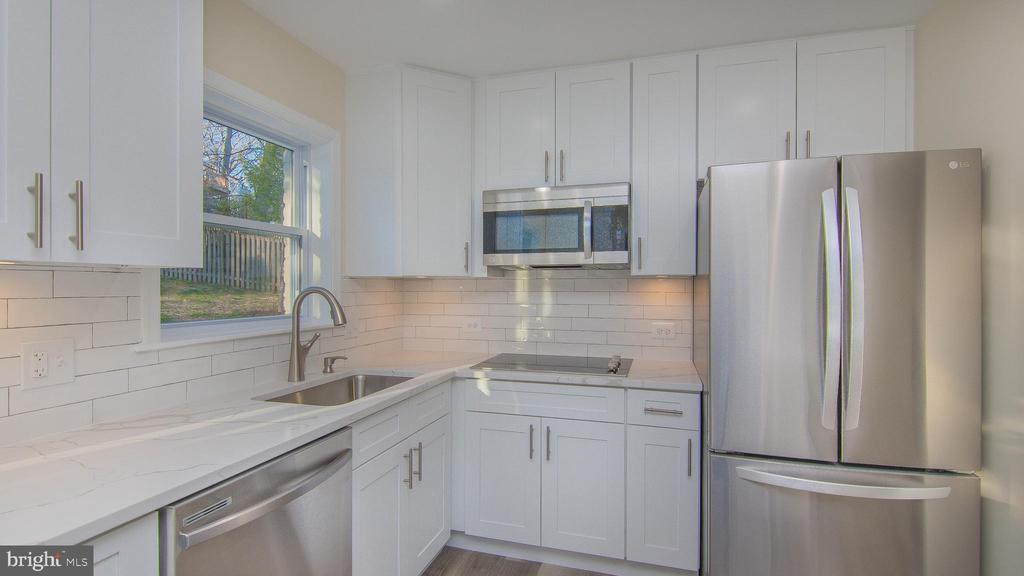 14 N MONTAGUE STREET