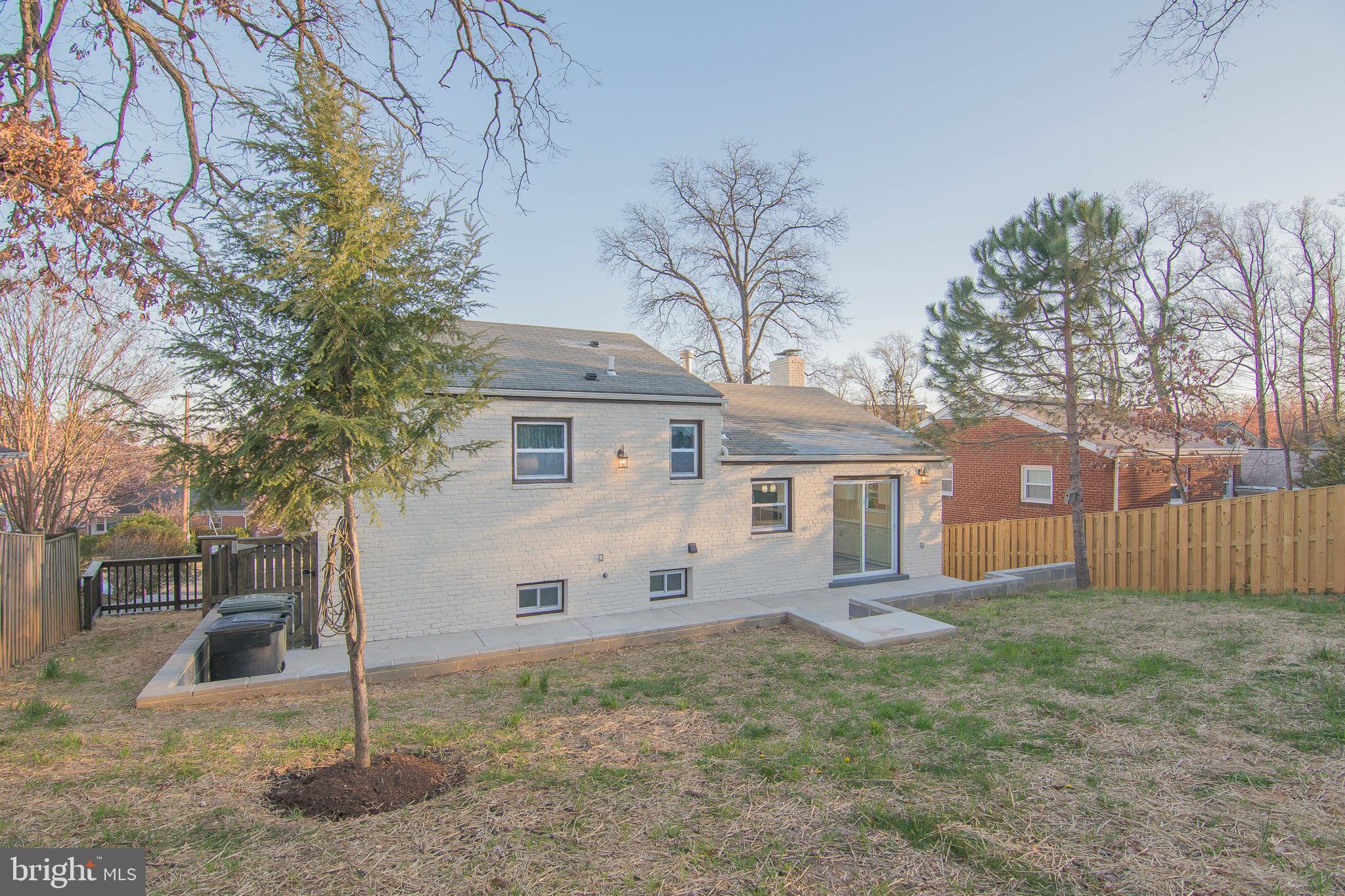 14 N MONTAGUE STREET