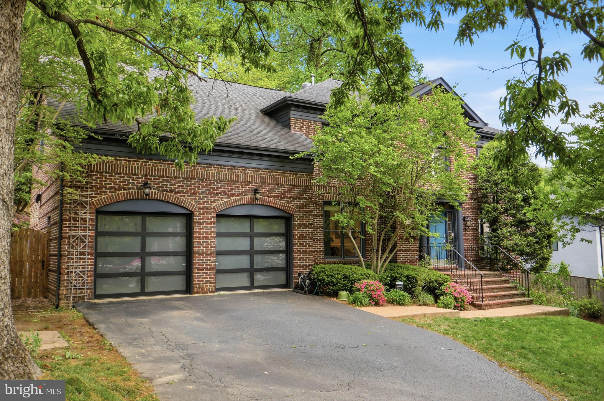 2235 MILITARY ROAD