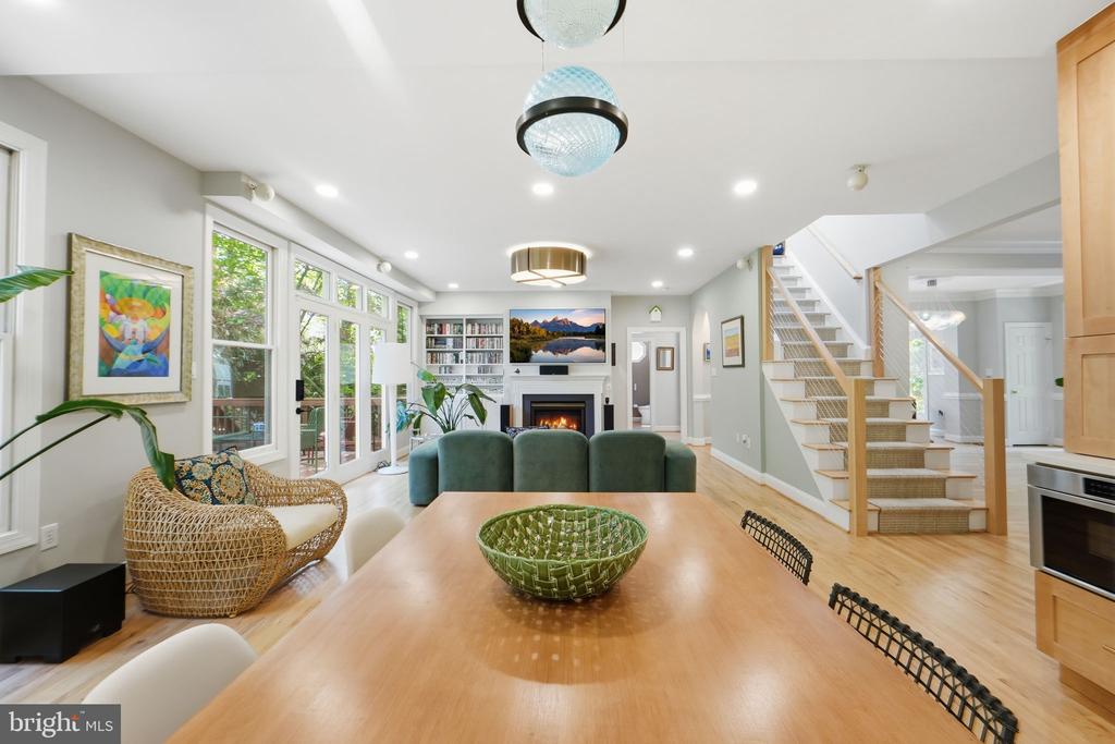 2235 MILITARY ROAD