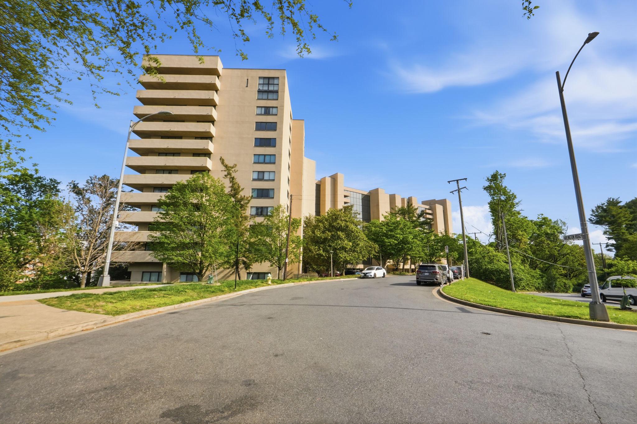 1101 S ARLINGTON RIDGE 305