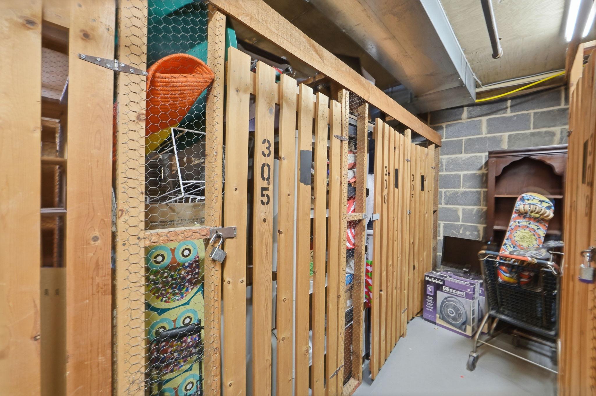 1101 S ARLINGTON RIDGE 305