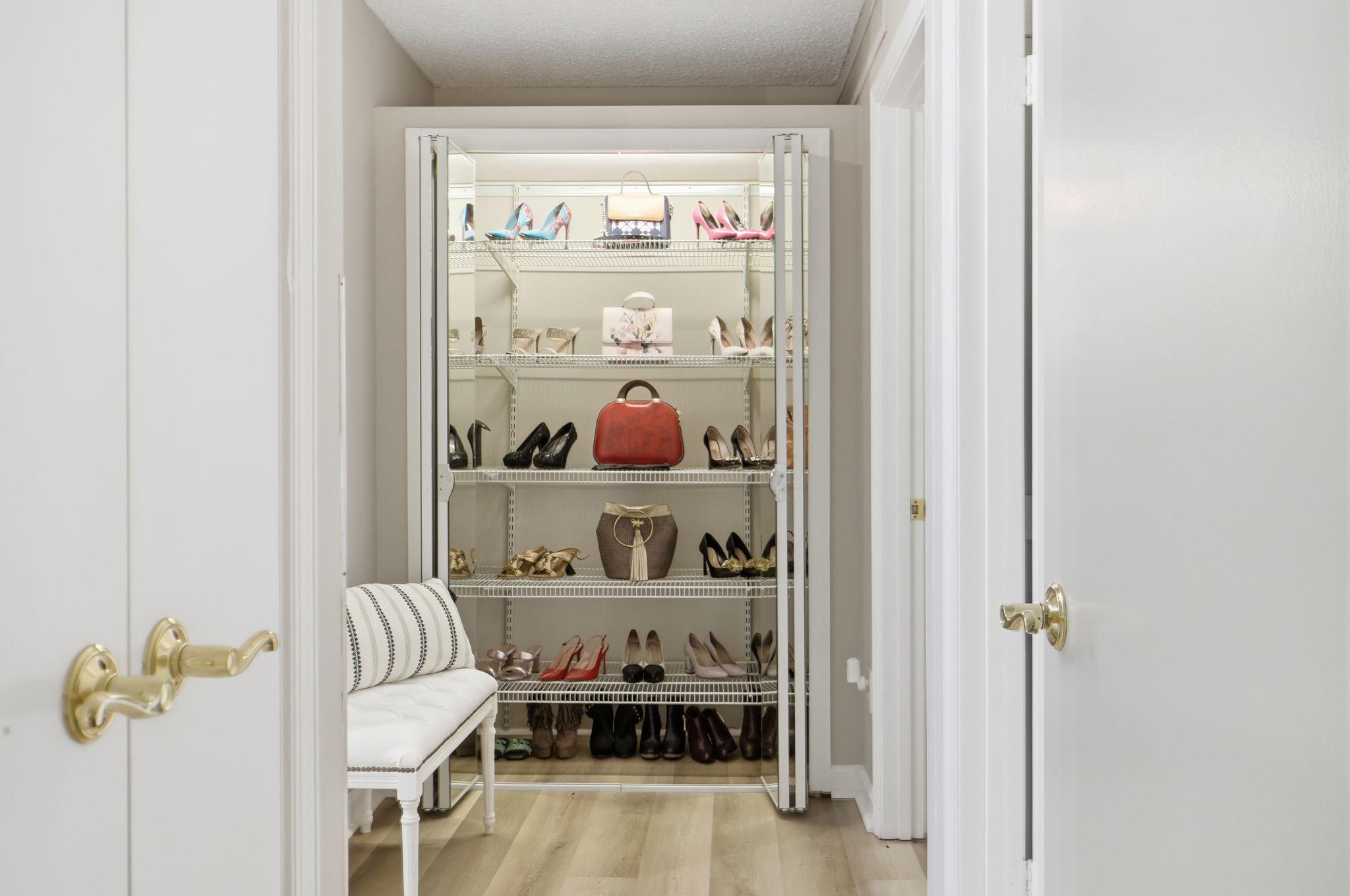 1101 S ARLINGTON RIDGE 305