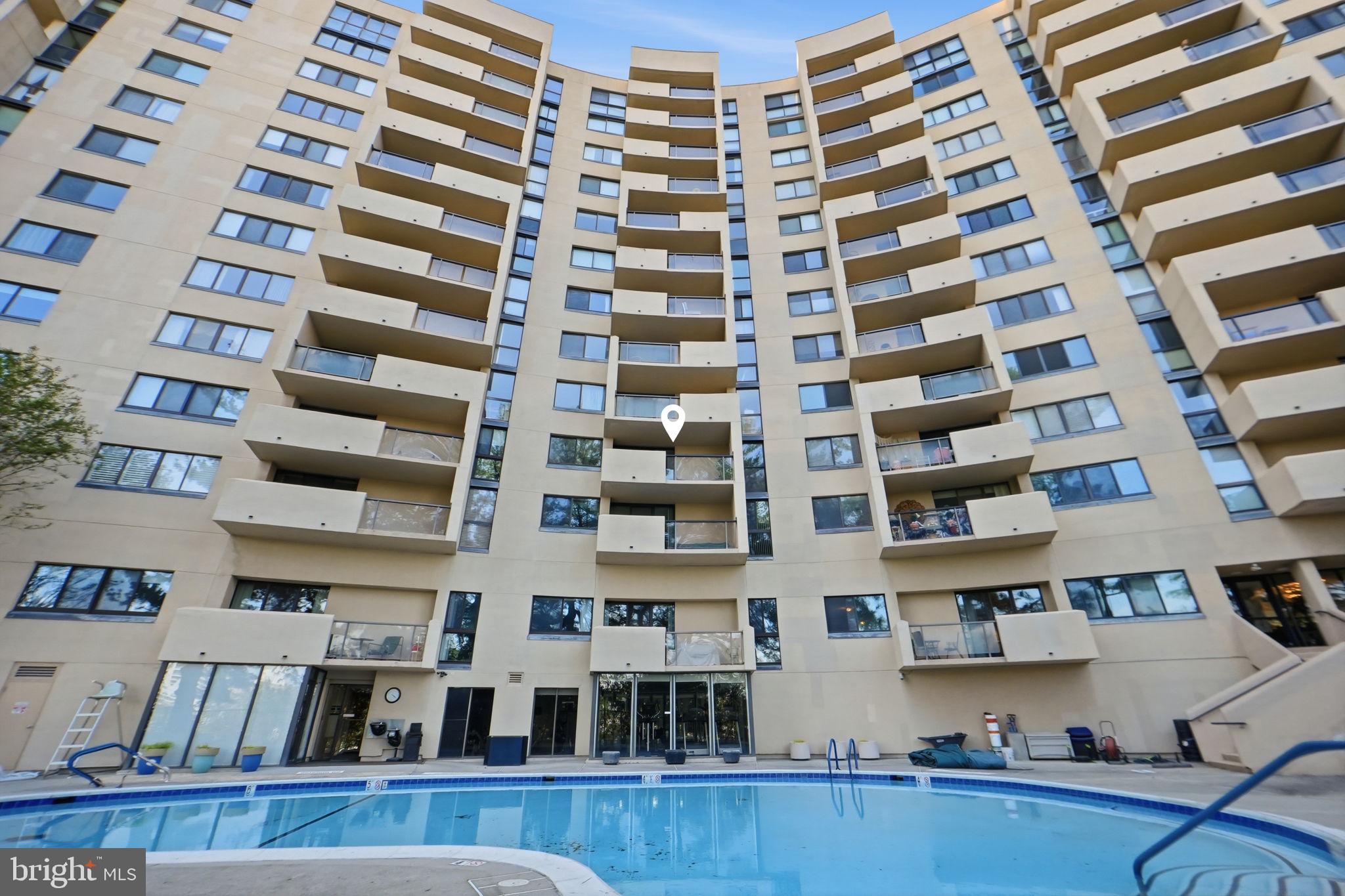 1101 S ARLINGTON RIDGE 305