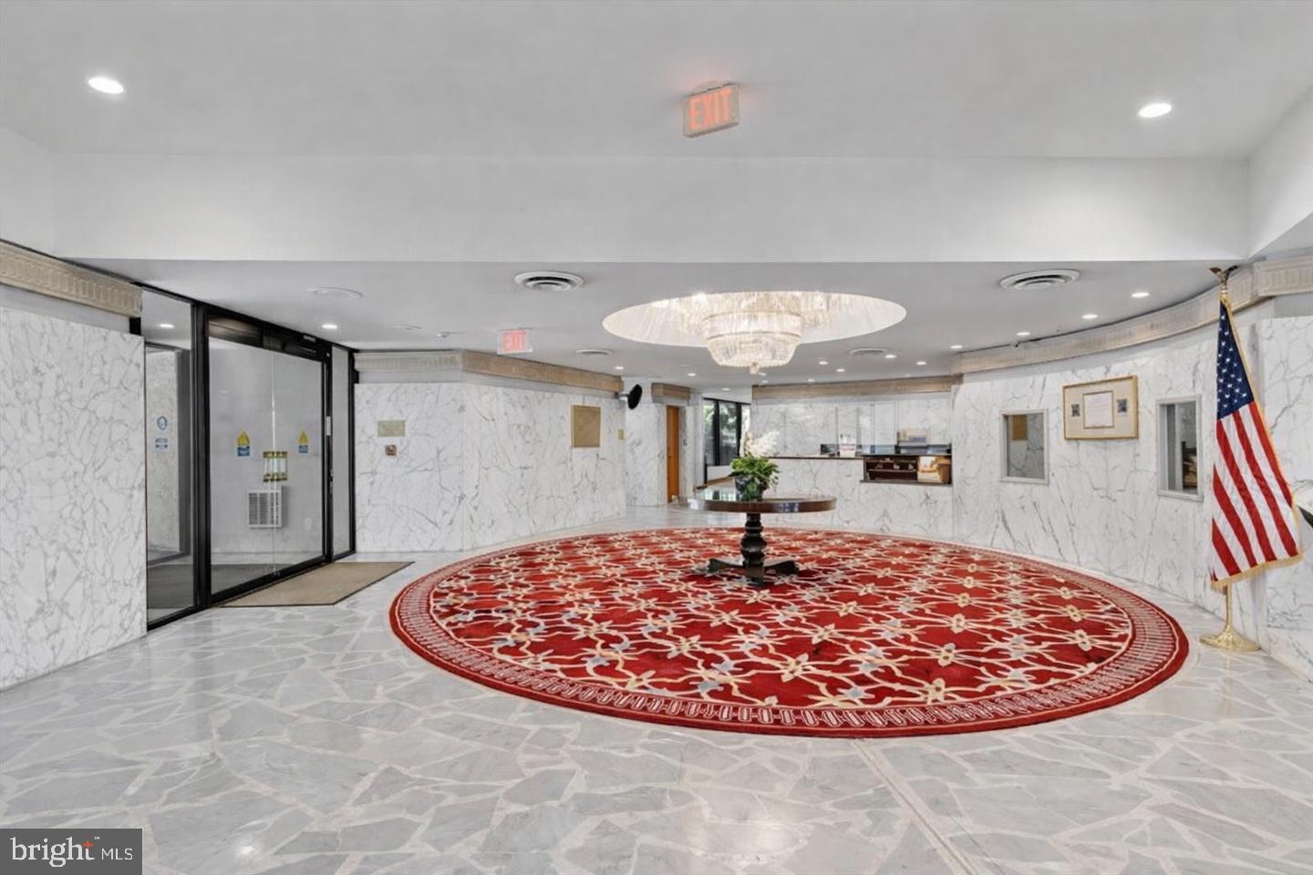 1101 S ARLINGTON RIDGE 305