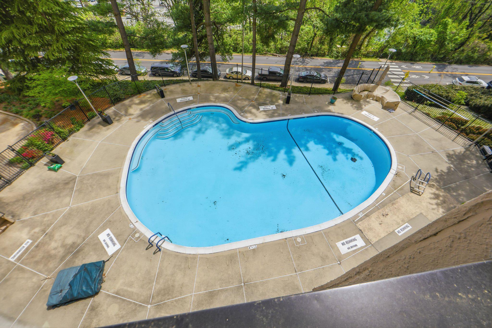 1101 S ARLINGTON RIDGE 305