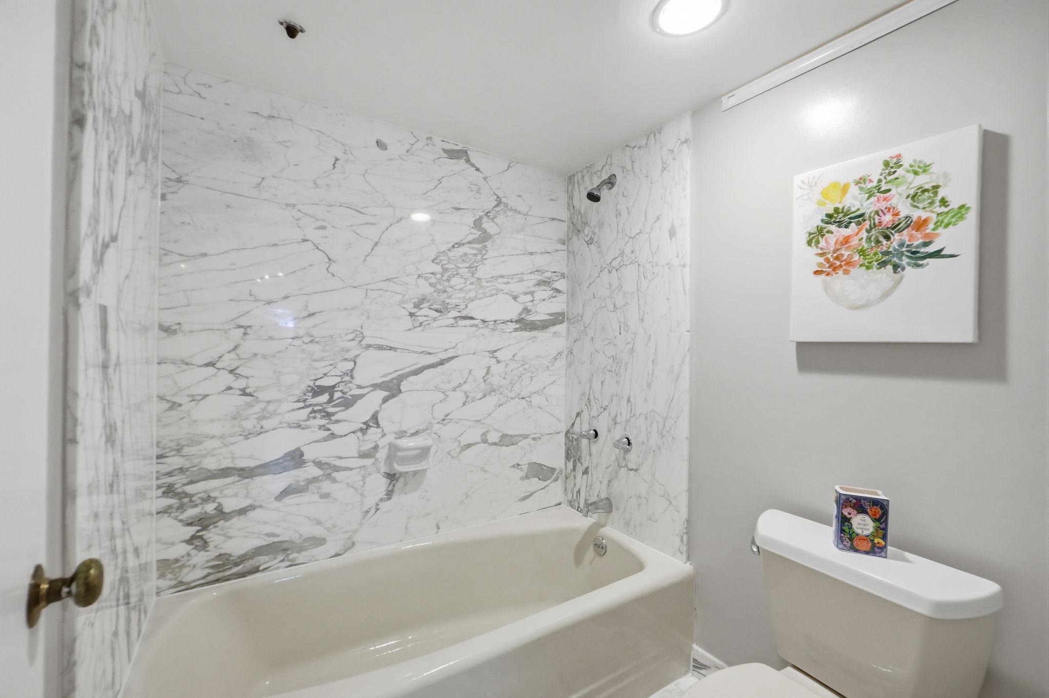 1101 S ARLINGTON RIDGE 305