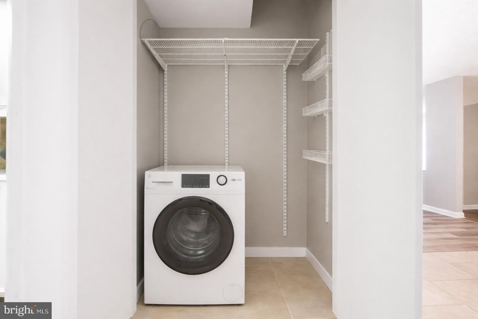1101 S. ARLINGTON RIDGE 305