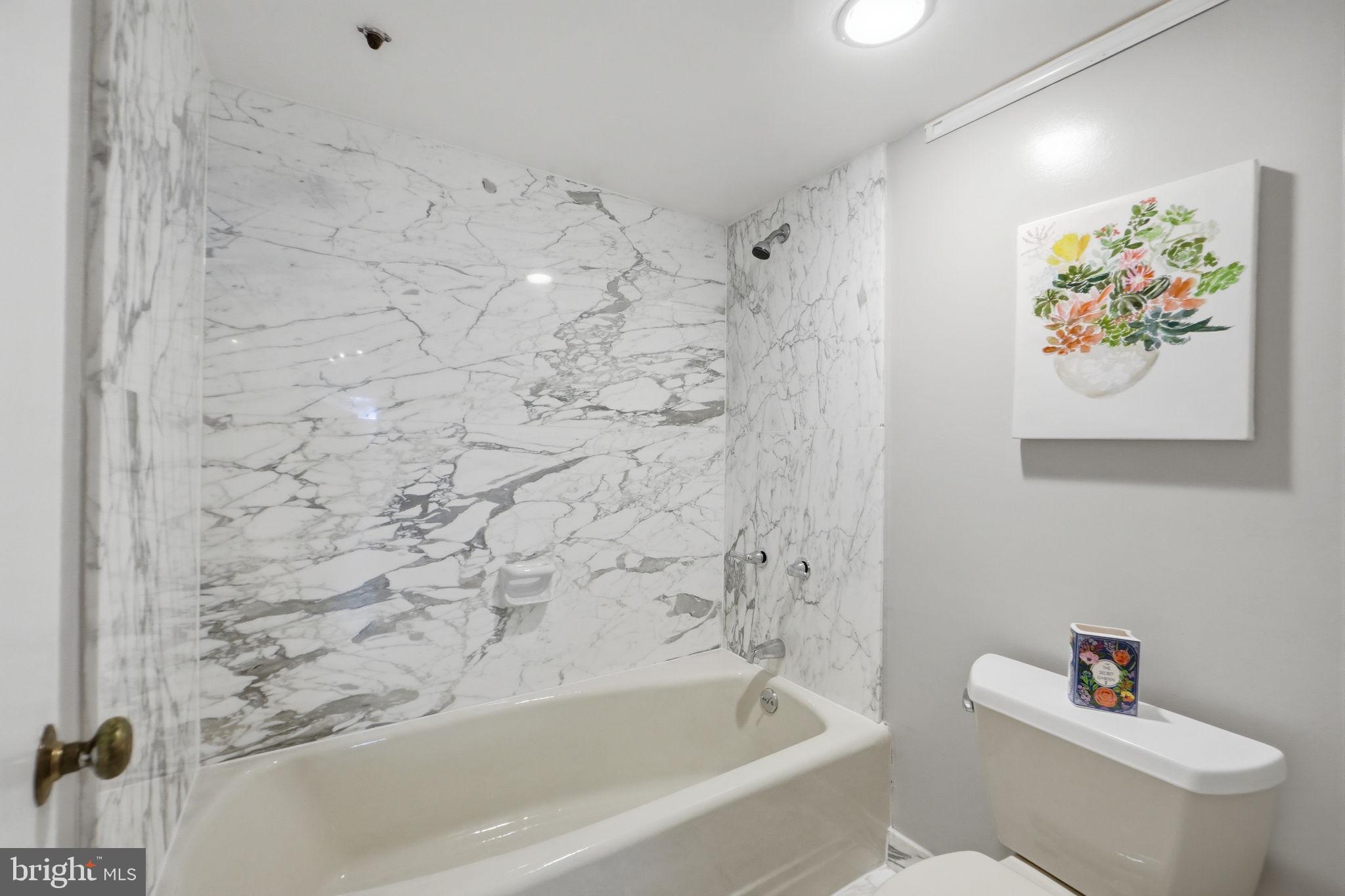 1101 S. ARLINGTON RIDGE 305