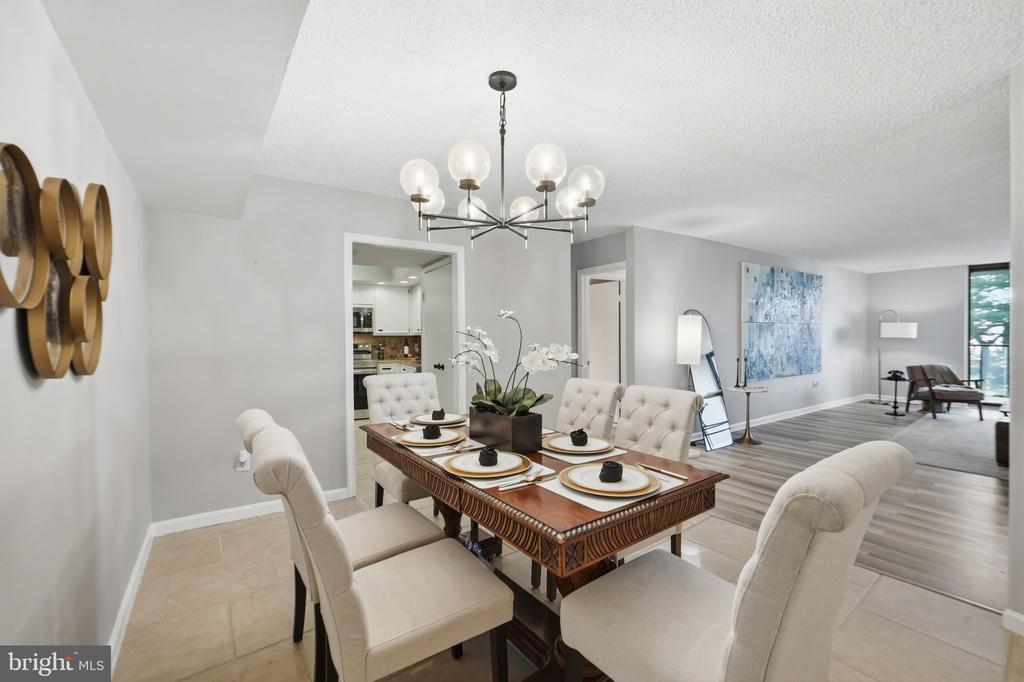 1101 S. ARLINGTON RIDGE 305