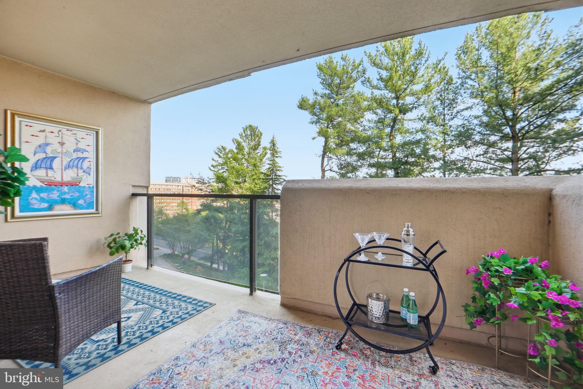 1101 S. ARLINGTON RIDGE 305
