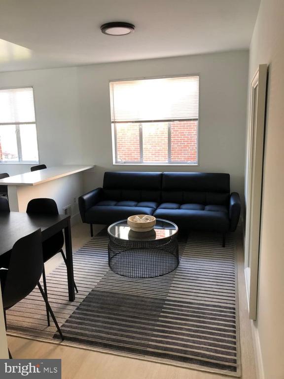 4206 WASHINGTON BOULEVARD Unit: 2