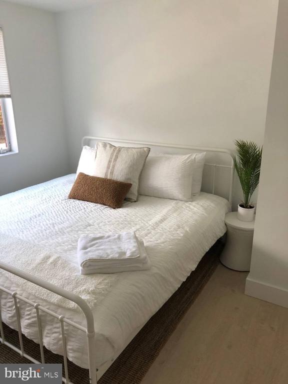 4206 WASHINGTON BOULEVARD Unit: 2