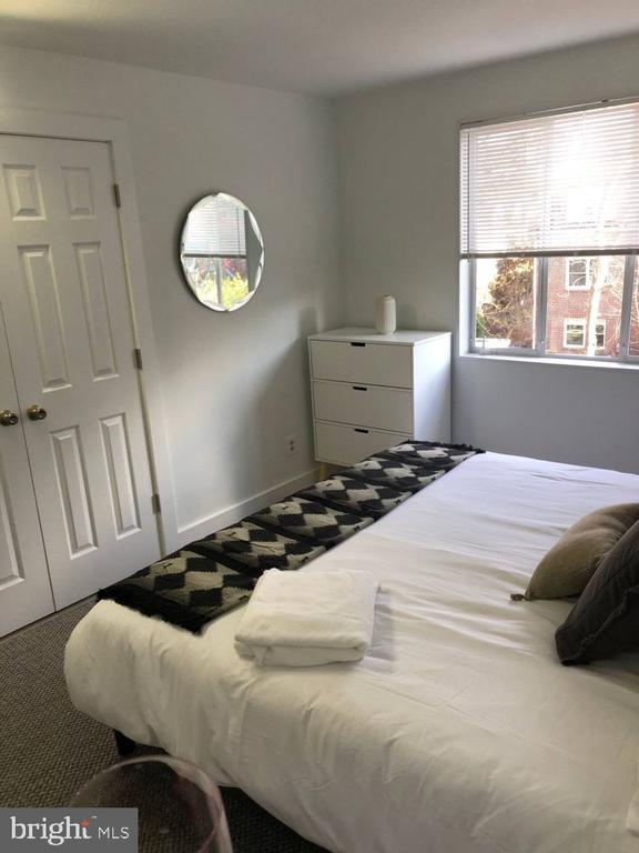 4206 WASHINGTON BOULEVARD Unit: 2