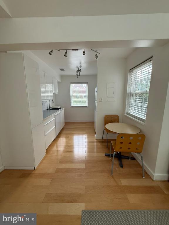 2111 N SCOTT STREET Unit: 62