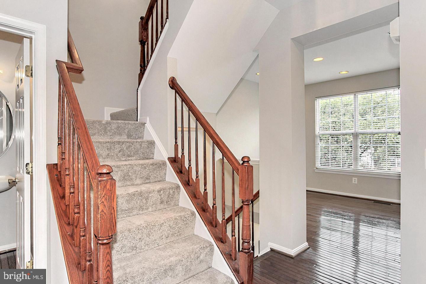 103 CAMERON PARKE CT