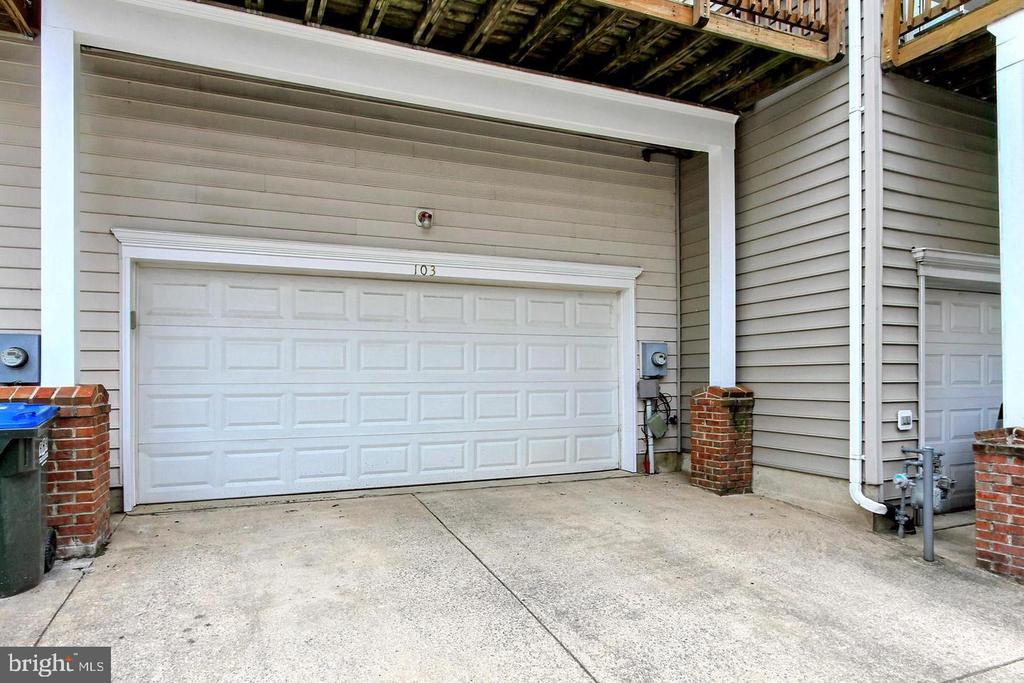 103 CAMERON PARKE CT